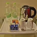Sarovar Portico Naraina, Hotel